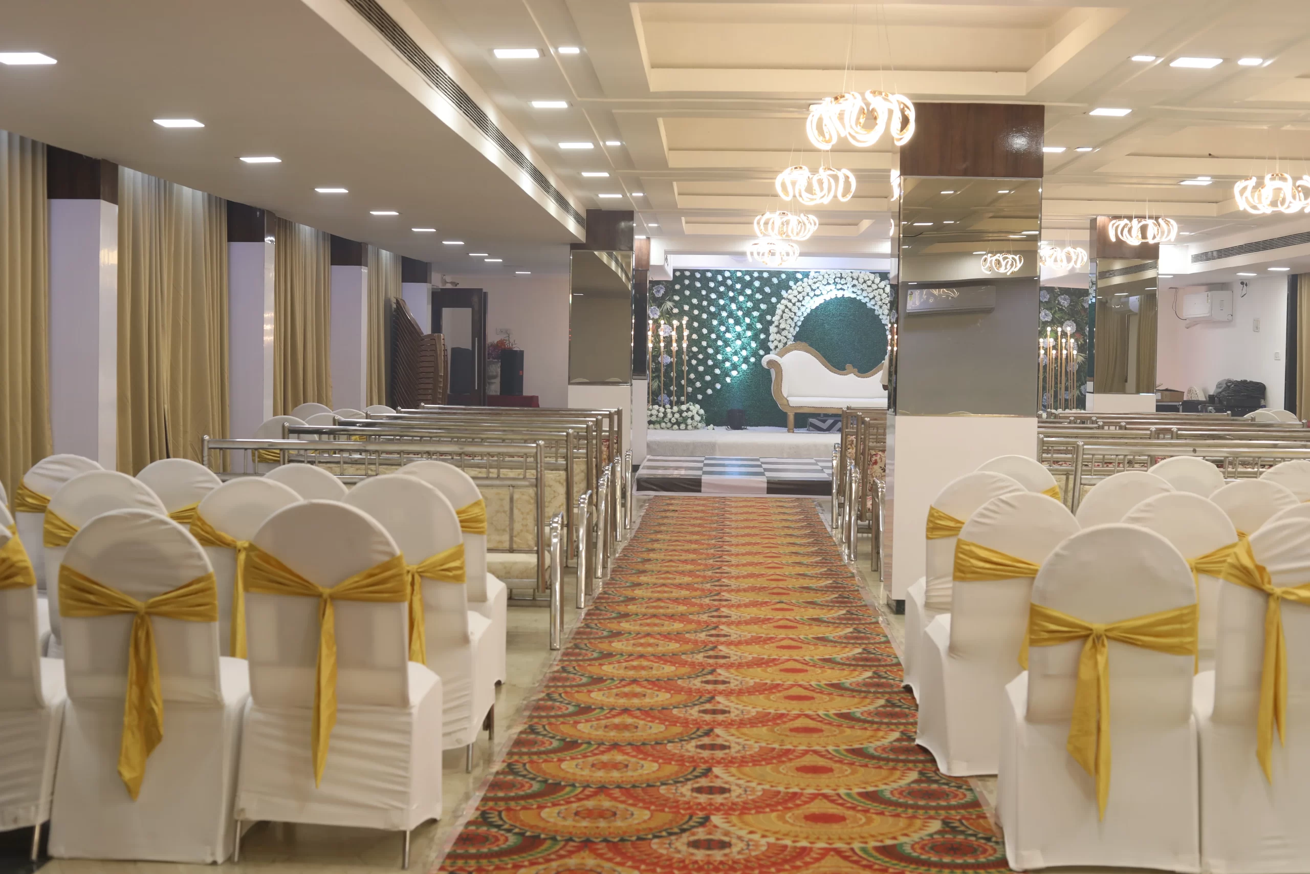 Mauli Banquets SunPlaza (1)